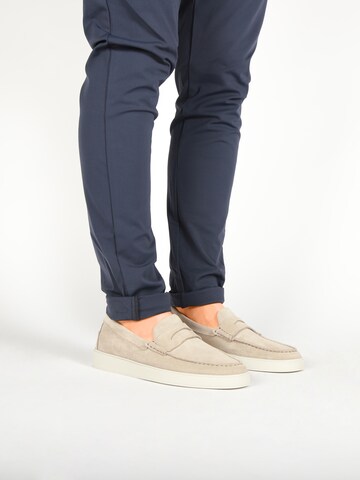 BLACKSTONE - Mocassins 'Zuko Enzo DG370' em castanho: frente