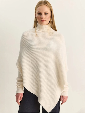 Pullover 'Pullover' di Bianco Lucci in beige: frontale