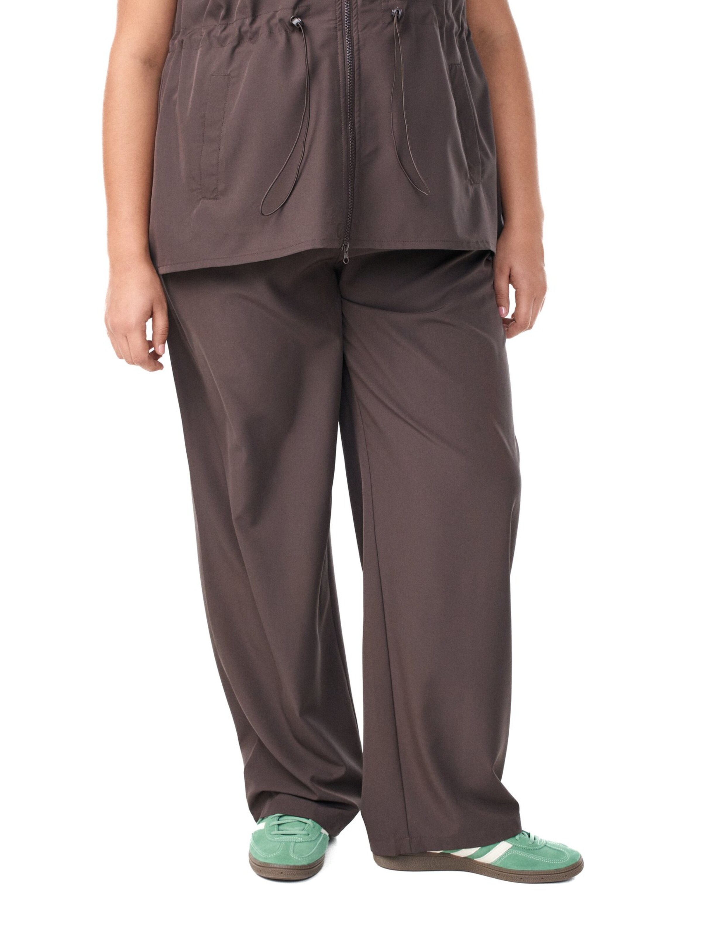 Active by Zizzi - Perna larga Calças de desporto 'Aclara' em castanho: frente