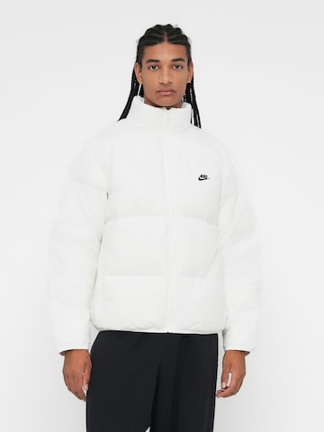 Nike Sportswear Зимняя куртка 'CLUB' в Белый: спереди