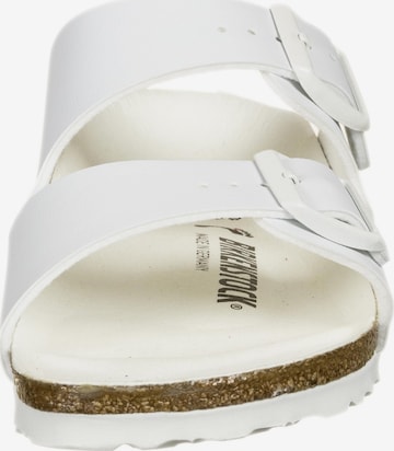 BIRKENSTOCK Pantolette 'Arizona' i vit