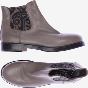 AGL Attilio Giusti Leombruni Dress Boots in 38,5 in Grey: front