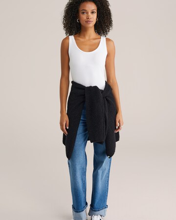 WE Fashion Top – bílá