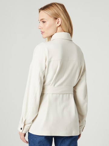 Guido Maria Kretschmer Women Between-Season Jacket 'Arianna' in White