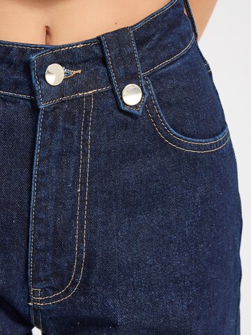 IT'S BASIC Regular Jeans 'Straight Mid Rise Jeans' in Blauw