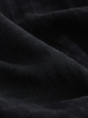 Next - Camiseta en negro