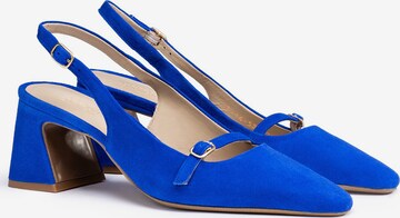 LLOYD Slingback Pumps in Blue