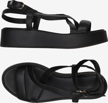 TOMMY HILFIGER Sandalen 39 in Schwarz: Vorderseite