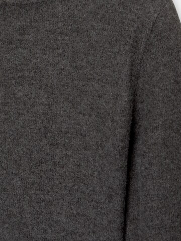 Pull&Bear Sweater in Grey