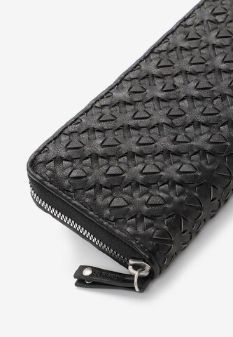 Suri Frey Wallet ' Phoeby ' in Black