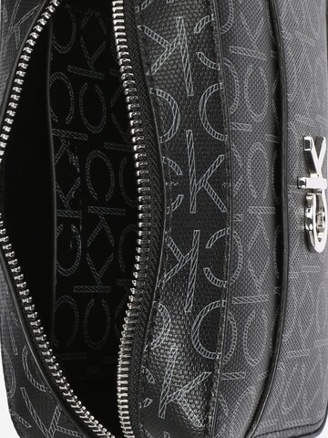 Calvin Klein Crossbody Bag in Black