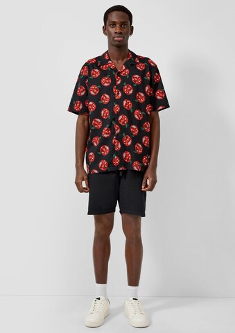 QS Regular Trousers in Black
