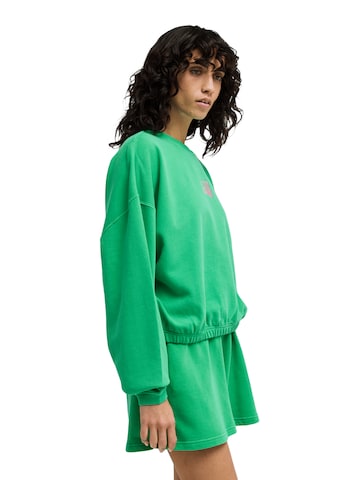 BILLABONG Sweatshirt in Green