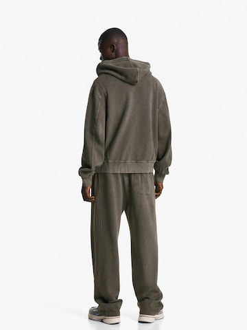 Loosefit Pantalon Bershka en gris
