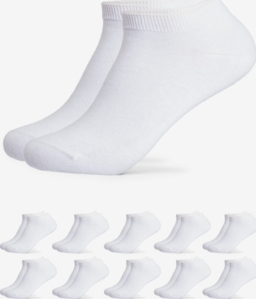 Occulto Ankle Socks 'Manu' in White: front