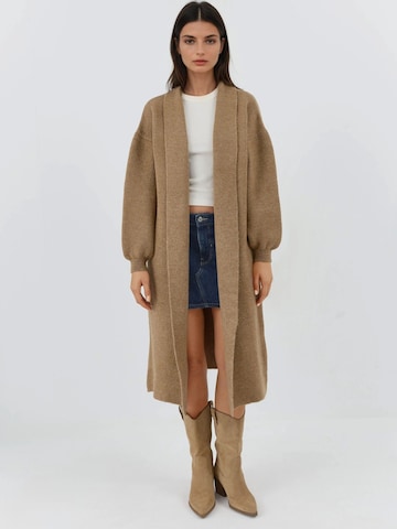 My fashion - Sobretudo de malha em castanho: frente