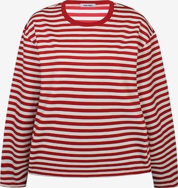 T-shirt 'Alicia 026' Made Public en rouge : devant