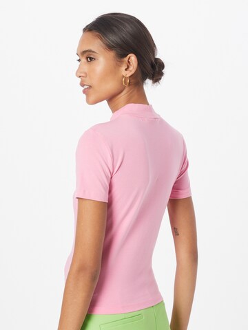 ONLY - Camiseta 'CAROLA' en rosa