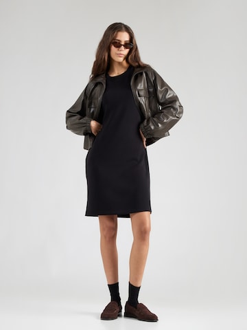 Rochie de la s.Oliver pe negru