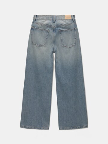 Pull&Bear Wide Leg Jeans i blå