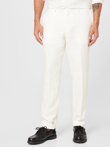 Regular Pantalon à plis 'THODD' Tiger of Sweden en blanc : devant