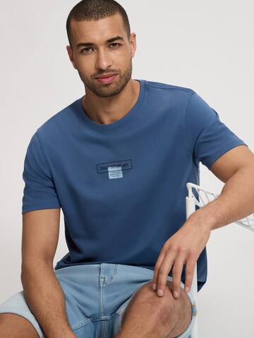 CROSS JEANS T-Shirt in Blau