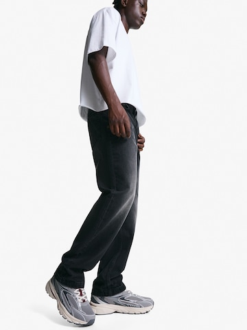Largi Jeans de la Bershka pe negru
