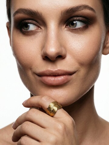 Nemomatheo Ring 'Tresse – Statement-Flechtring' in Gold
