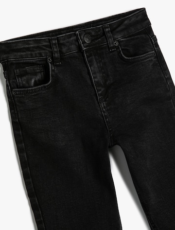 Koton Skinny Jeans in Black