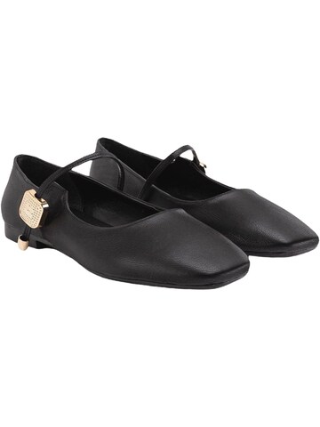 Limoya Strap ballerina in Black