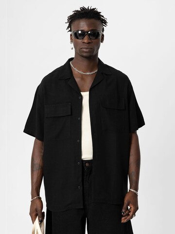 Chemise 'Athens' VAMOS CLO en noir : devant