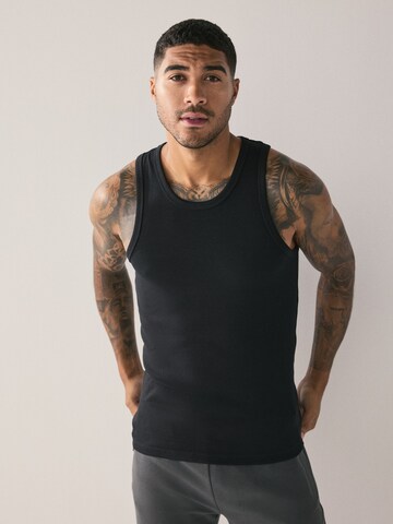 Next Aluspaita värissä musta: etupuoli