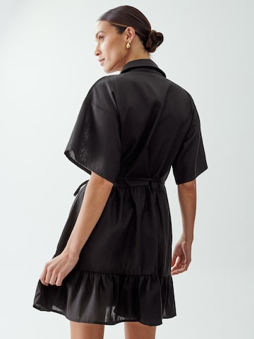 The Fated Dress 'SOL SHIRT' in Black: back