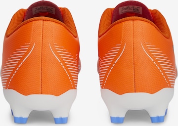 Chaussure de foot PUMA en orange