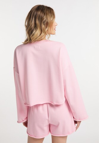IZIA Sweatsuit in Pink