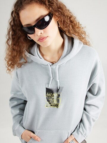 BDG Urban Outfitters Sweatshirt 'SMASH THE SYSTEM' in Blauw