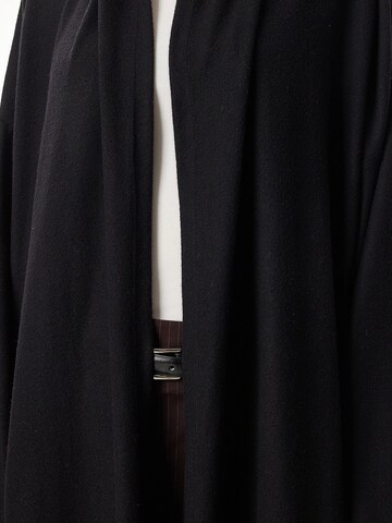 Happiness İstanbul Gebreide mantel in Zwart