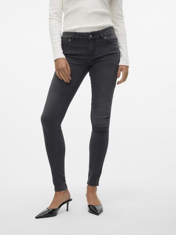 VERO MODA Skinny Jeansy 'VMSYLVIA' w kolorze szary: przód