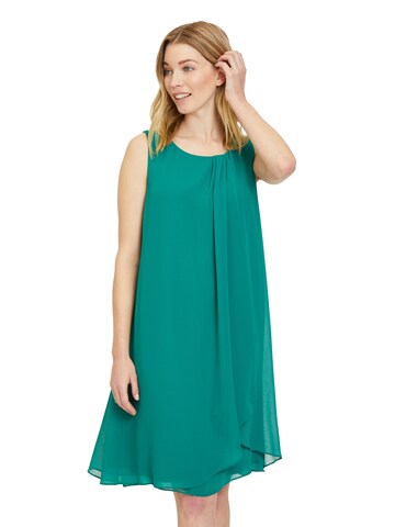 Robe Betty & Co en vert : devant