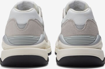 new balance Sneaker '57/40' in Grau