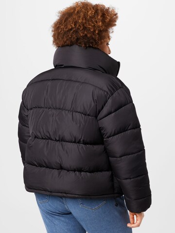 GLAMOROUS CURVE Between-Season Jacket in Black