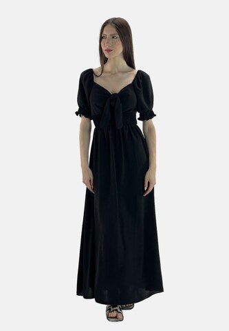 Elara Dress in Black: front