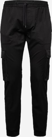 Calvin Klein Jeans Tapered Παντελόνι cargo σε μαύρο: μπροστά