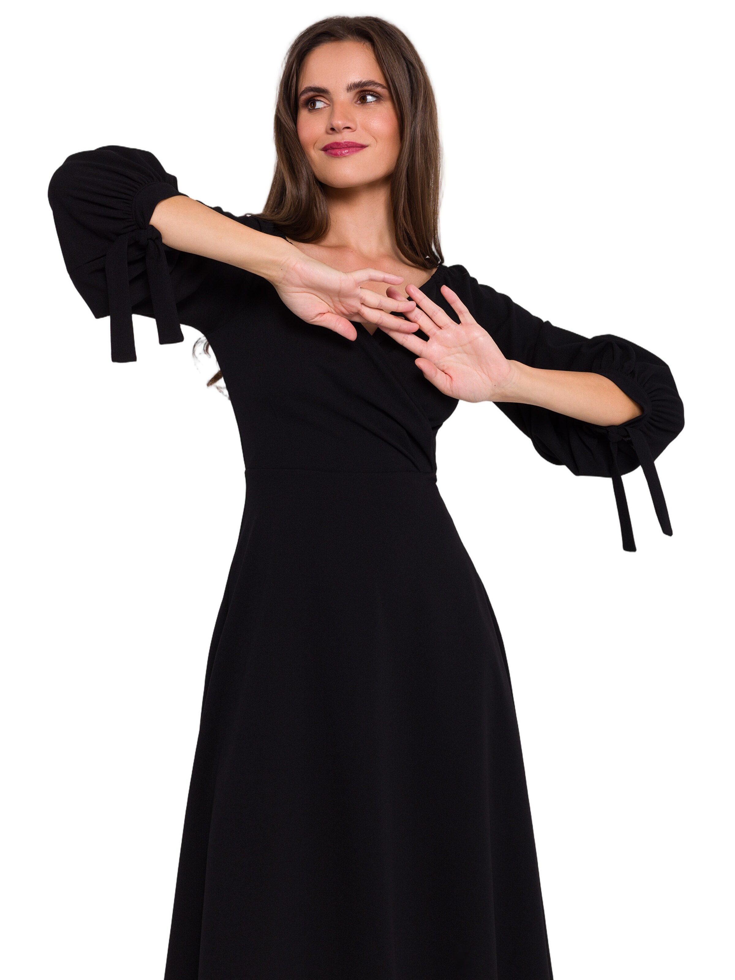 Rochie de la Stylove pe negru