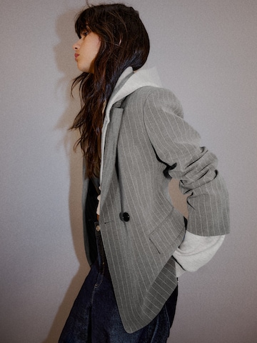 Bershka Blazer in Grey