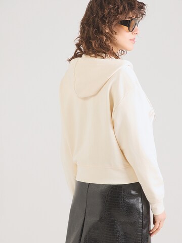 Calvin Klein Jeans Bluza rozpinana w kolorze biały