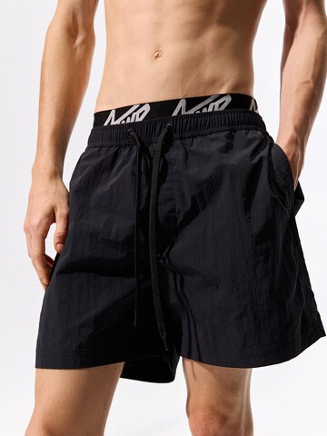 Shorts de bain Pull&Bear en noir