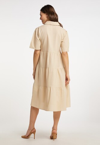 Usha - Vestido camisero en beige