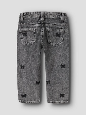 Loosefit Jeans 'NMFBella' di NAME IT in grigio