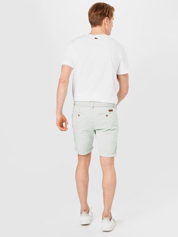 INDICODE JEANS Regular Shorts 'Conor' in Grün